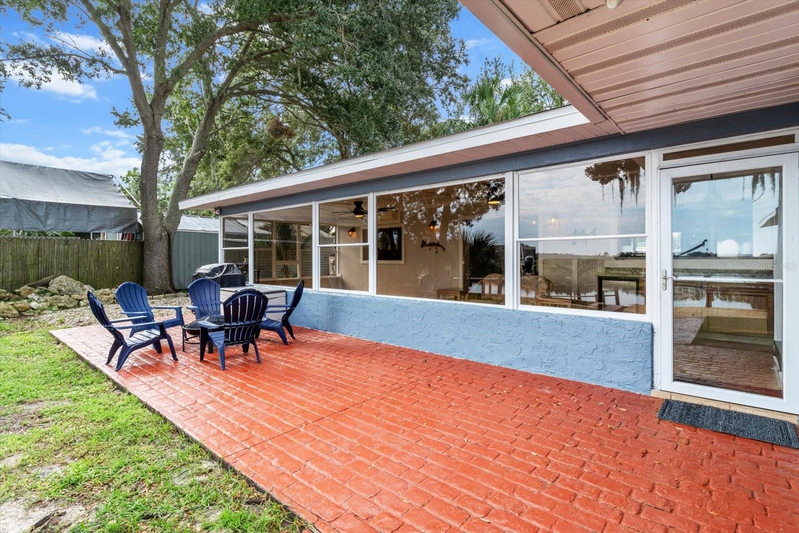 DIXIE SHORES UNIT 1 REPLAT - Residential