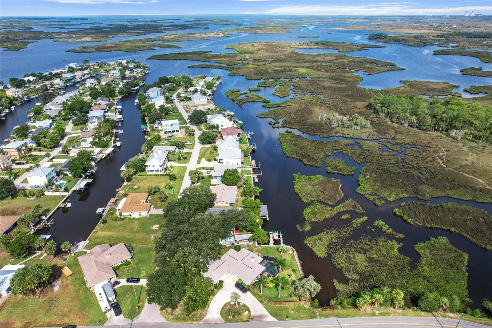 DIXIE SHORES UNIT 1 REPLAT - Residential