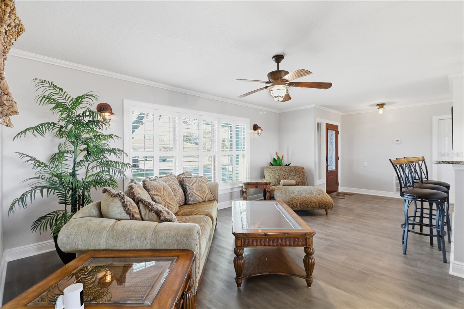 DIXIE SHORES UNIT 1 REPLAT - Residential