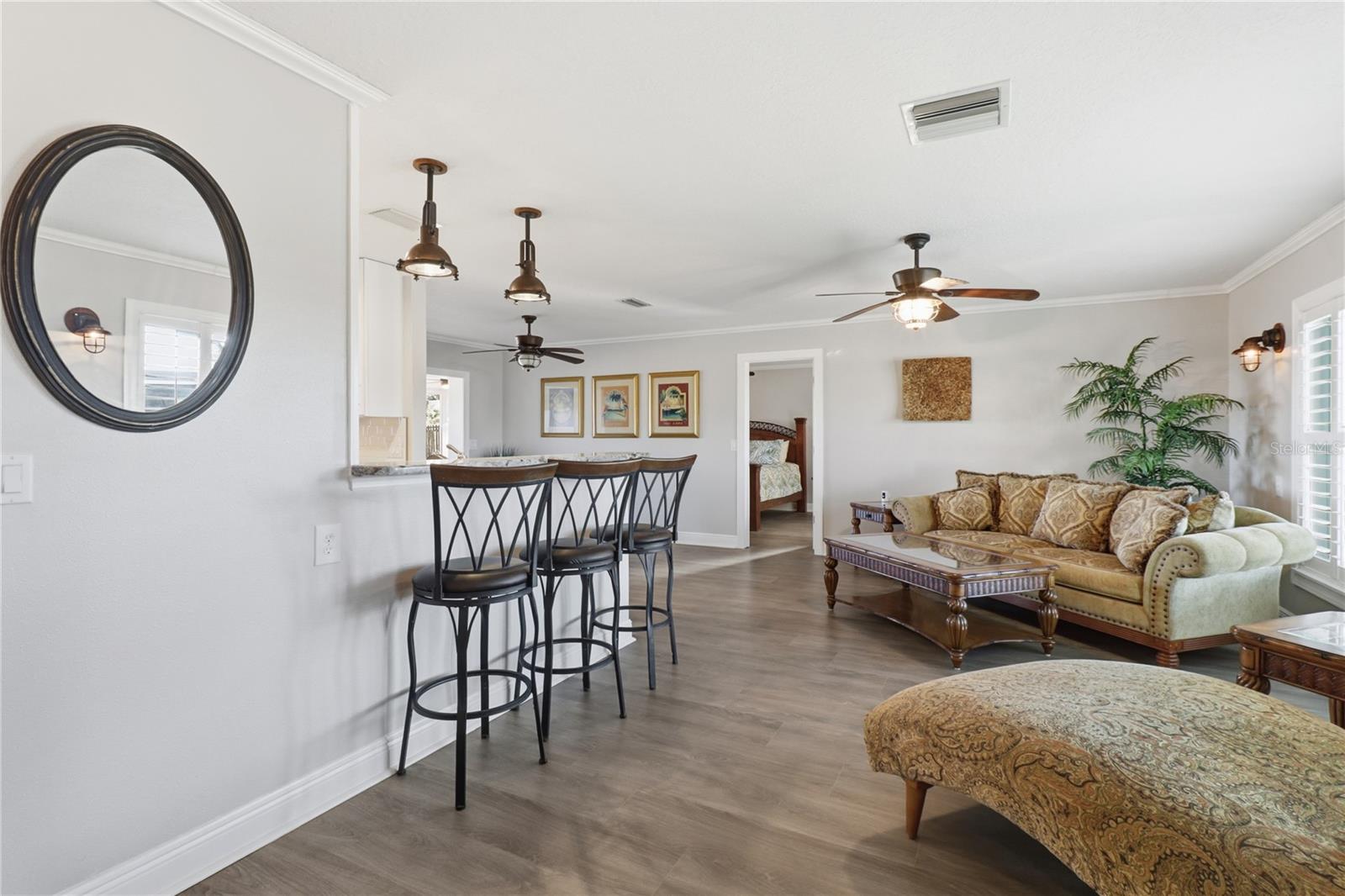 DIXIE SHORES UNIT 1 REPLAT - Residential