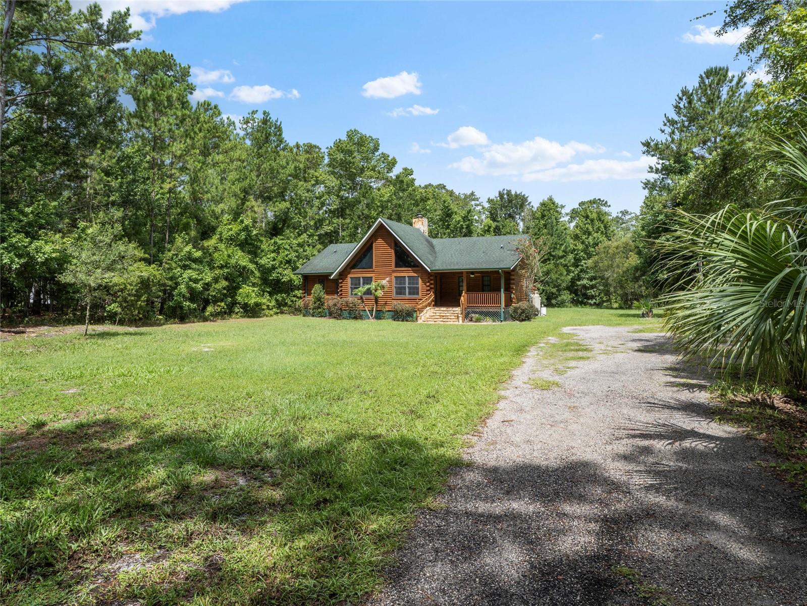 712 MALLARD DRIVE