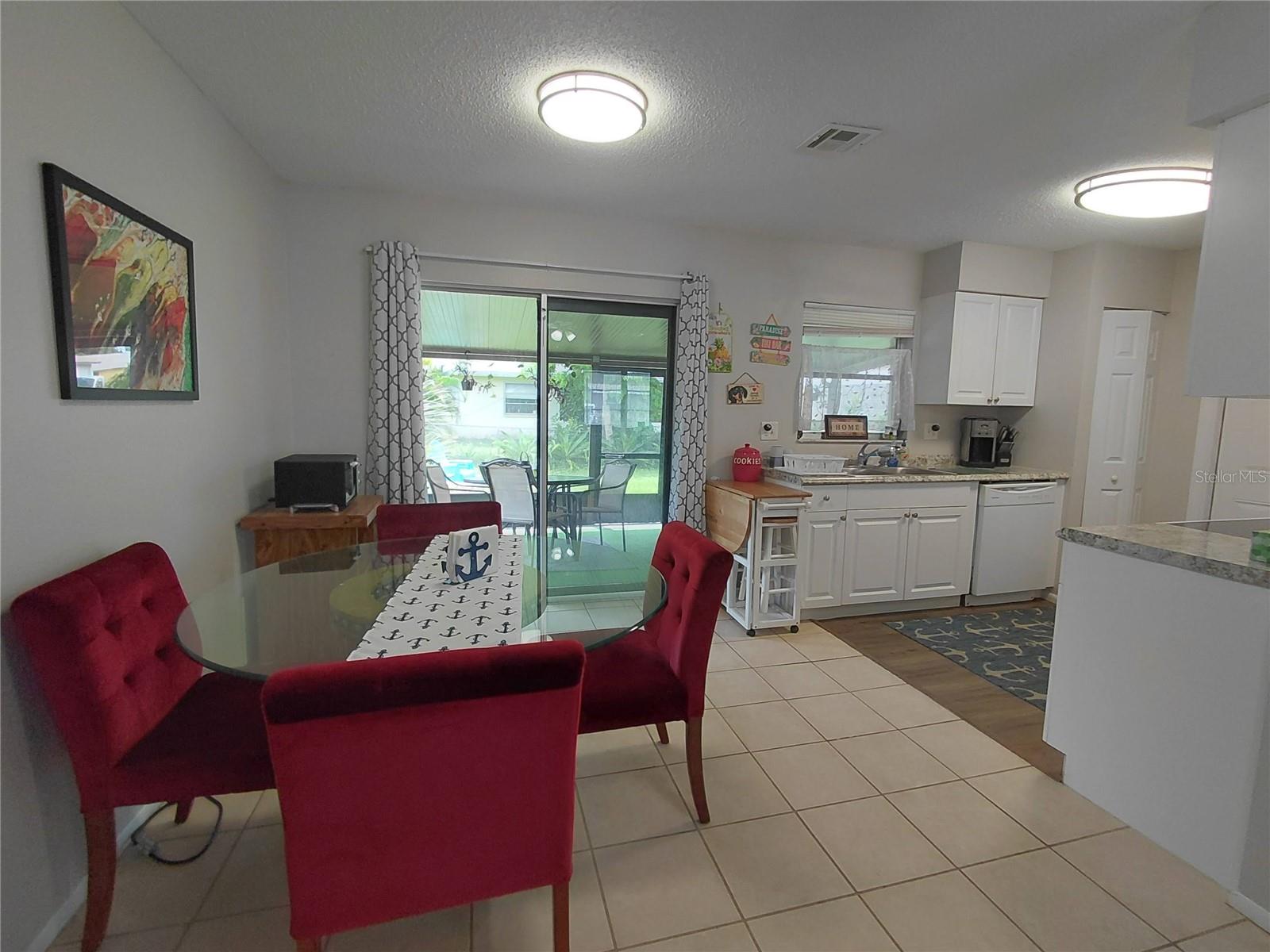 SOUTH VENICE - Residential Lease