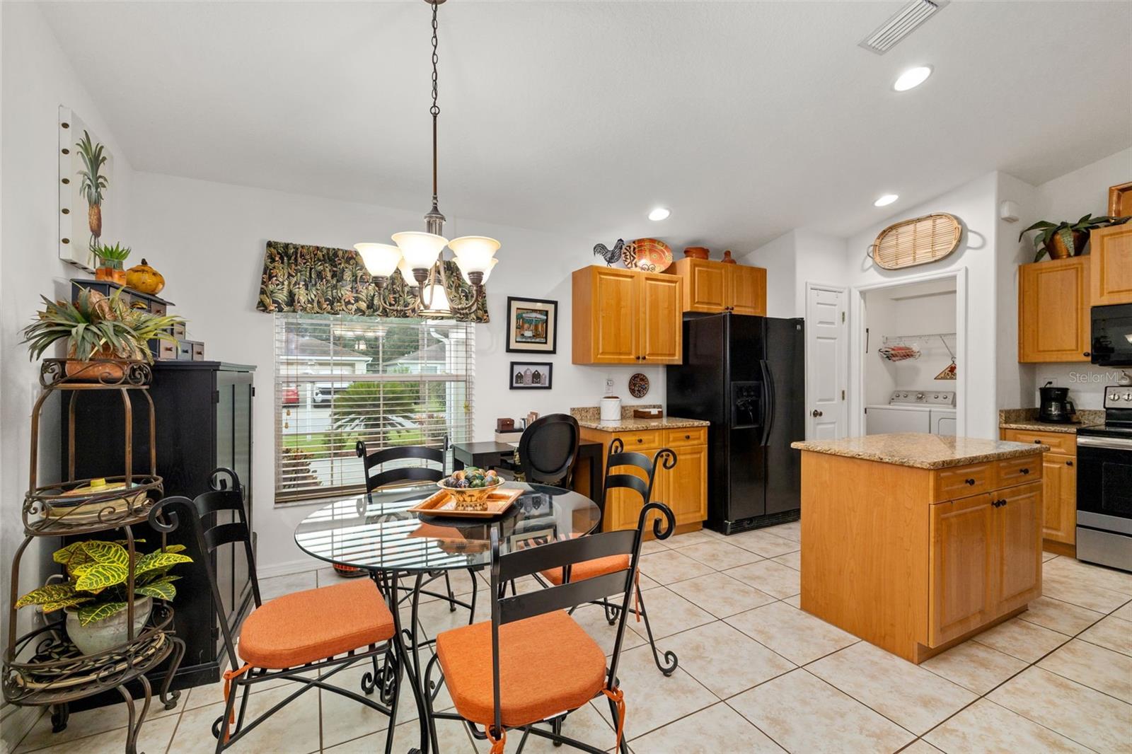 CYPRESS POND ESTS - Residential