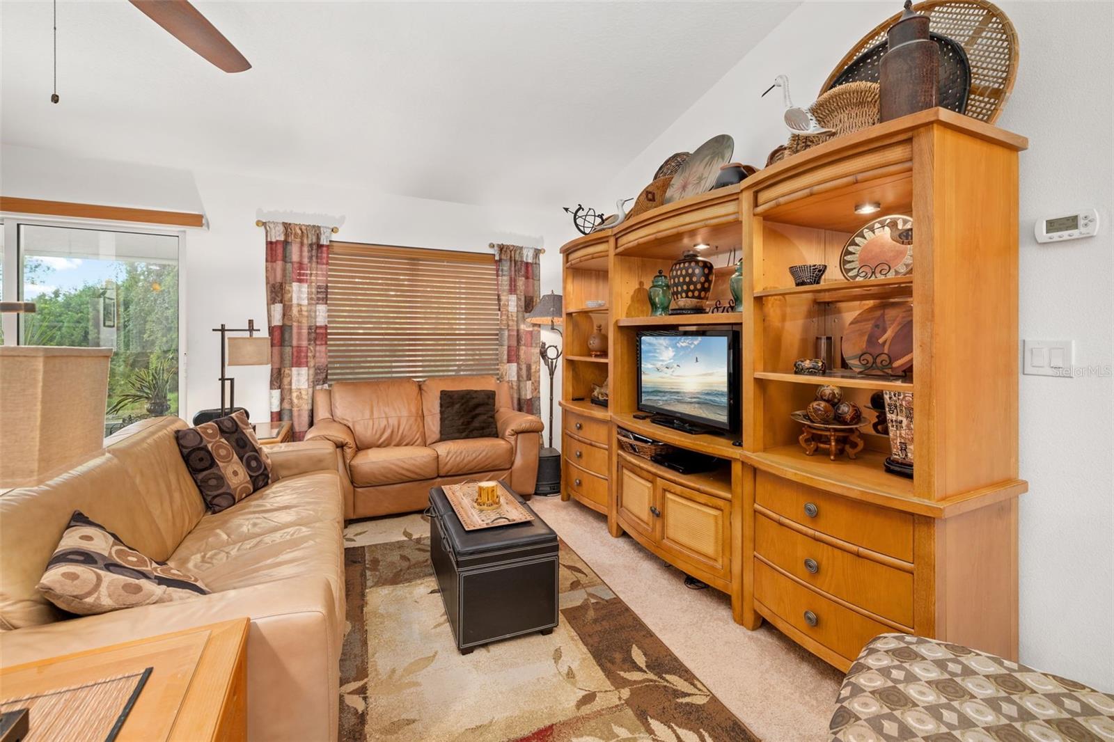 CYPRESS POND ESTS - Residential