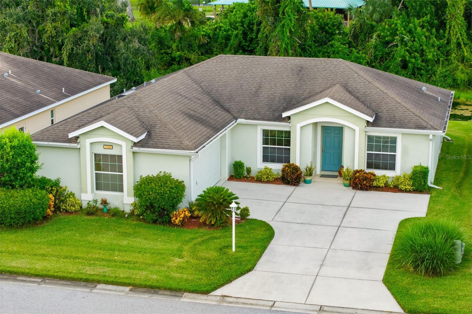 CYPRESS POND ESTS - Residential