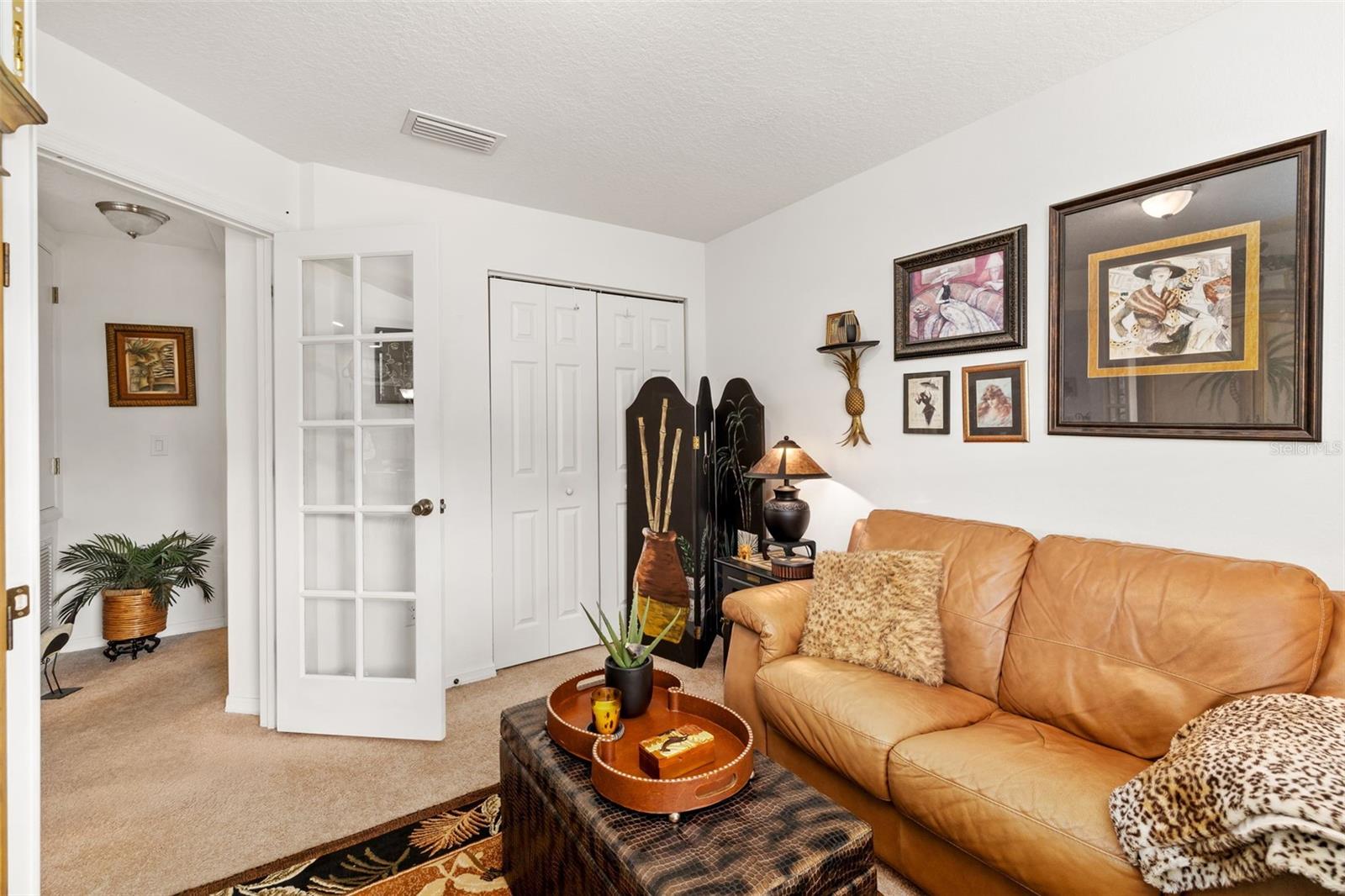 CYPRESS POND ESTS - Residential