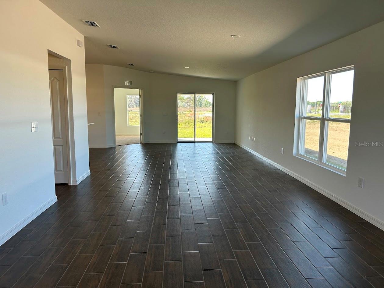 3652 BLUECROP DRIVE