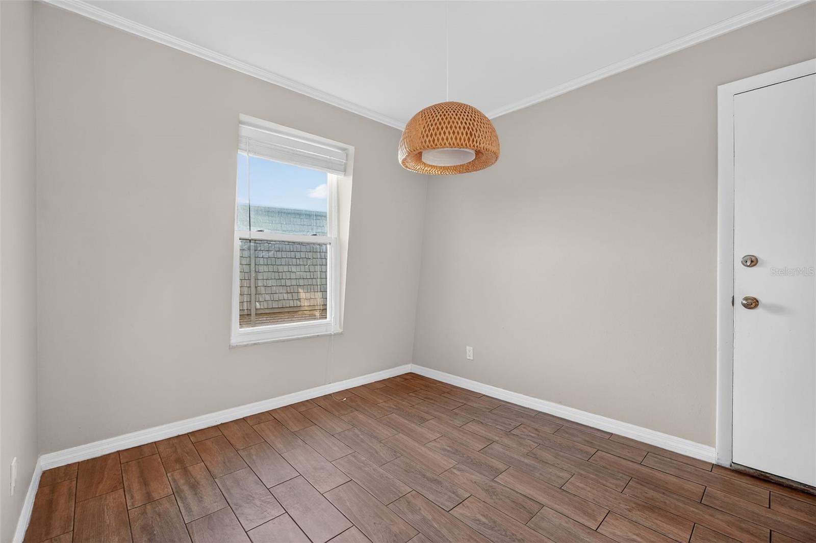 FOUR SEASONS CONDO - Residential