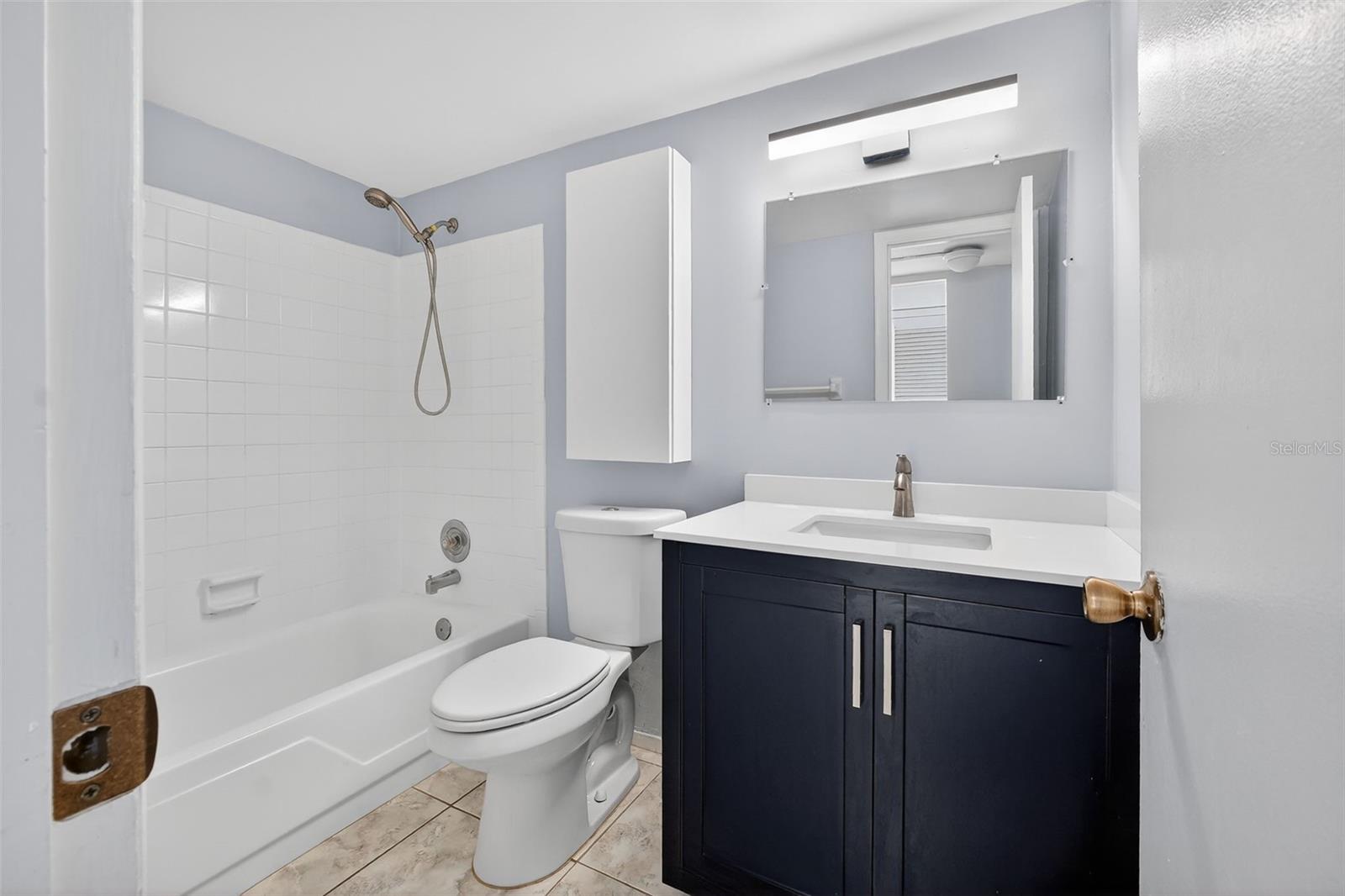 FOUR SEASONS CONDO - Residential