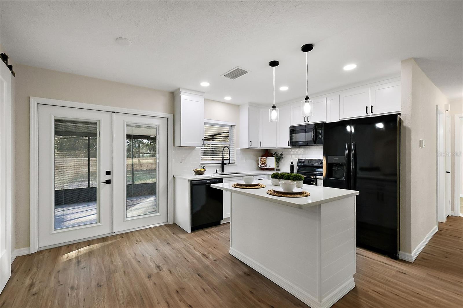 ACREAGE & UNREC - Residential