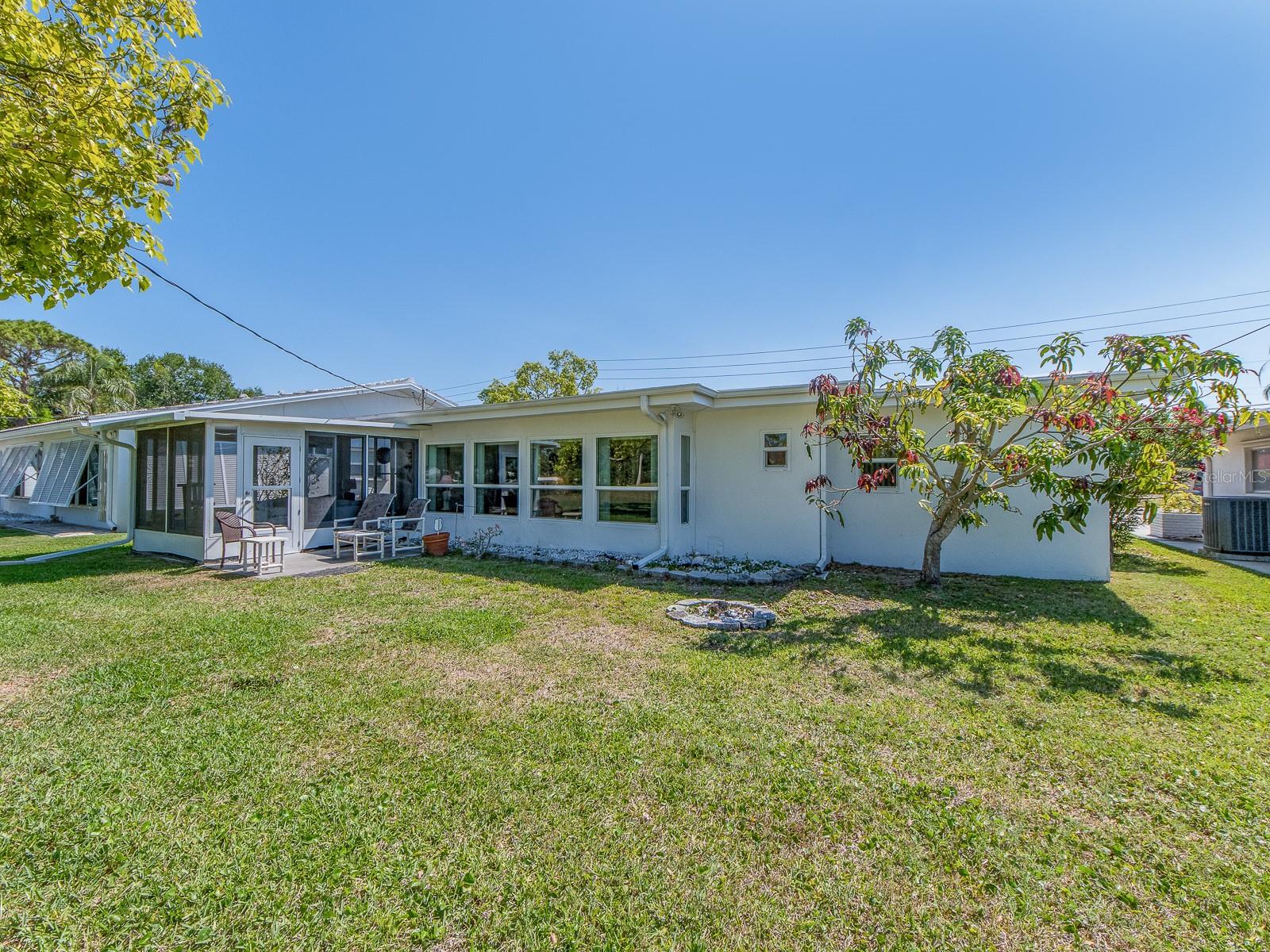 TAMARAC BY THE GULF 1ST ADD - Residential