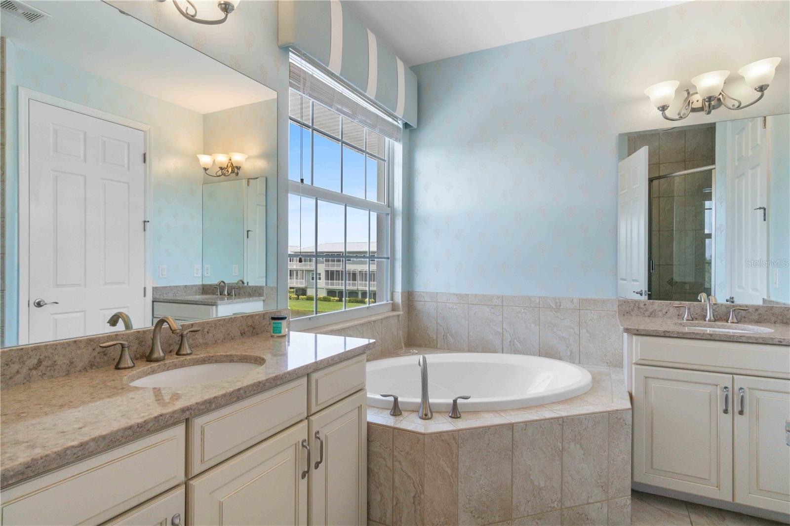 LANDINGS CORAL CRK - Residential