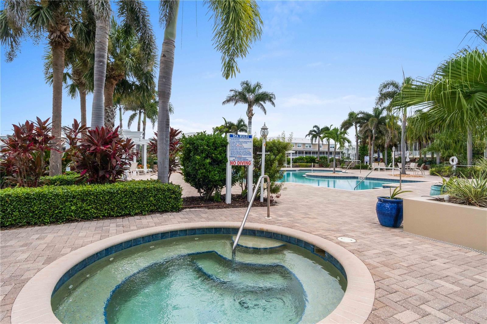 LANDINGS CORAL CRK - Residential