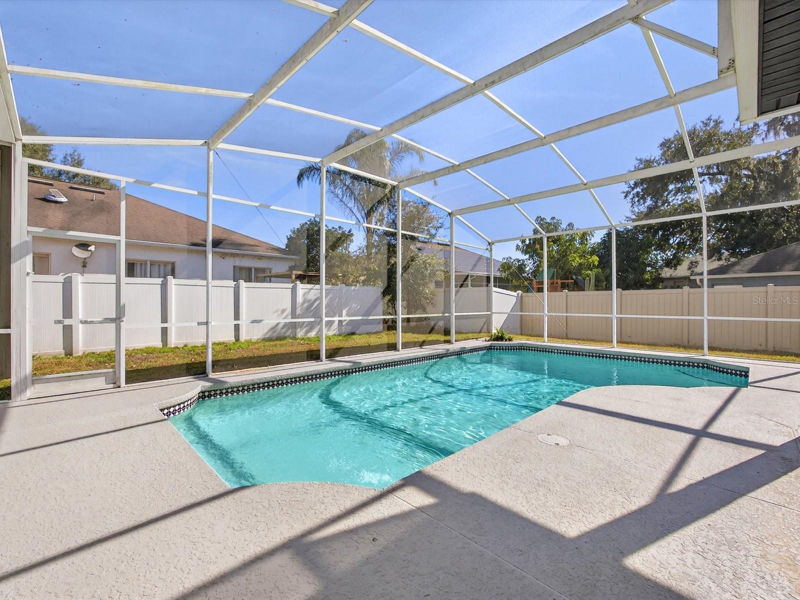 FOREST/RIDGEWOOD - Residential