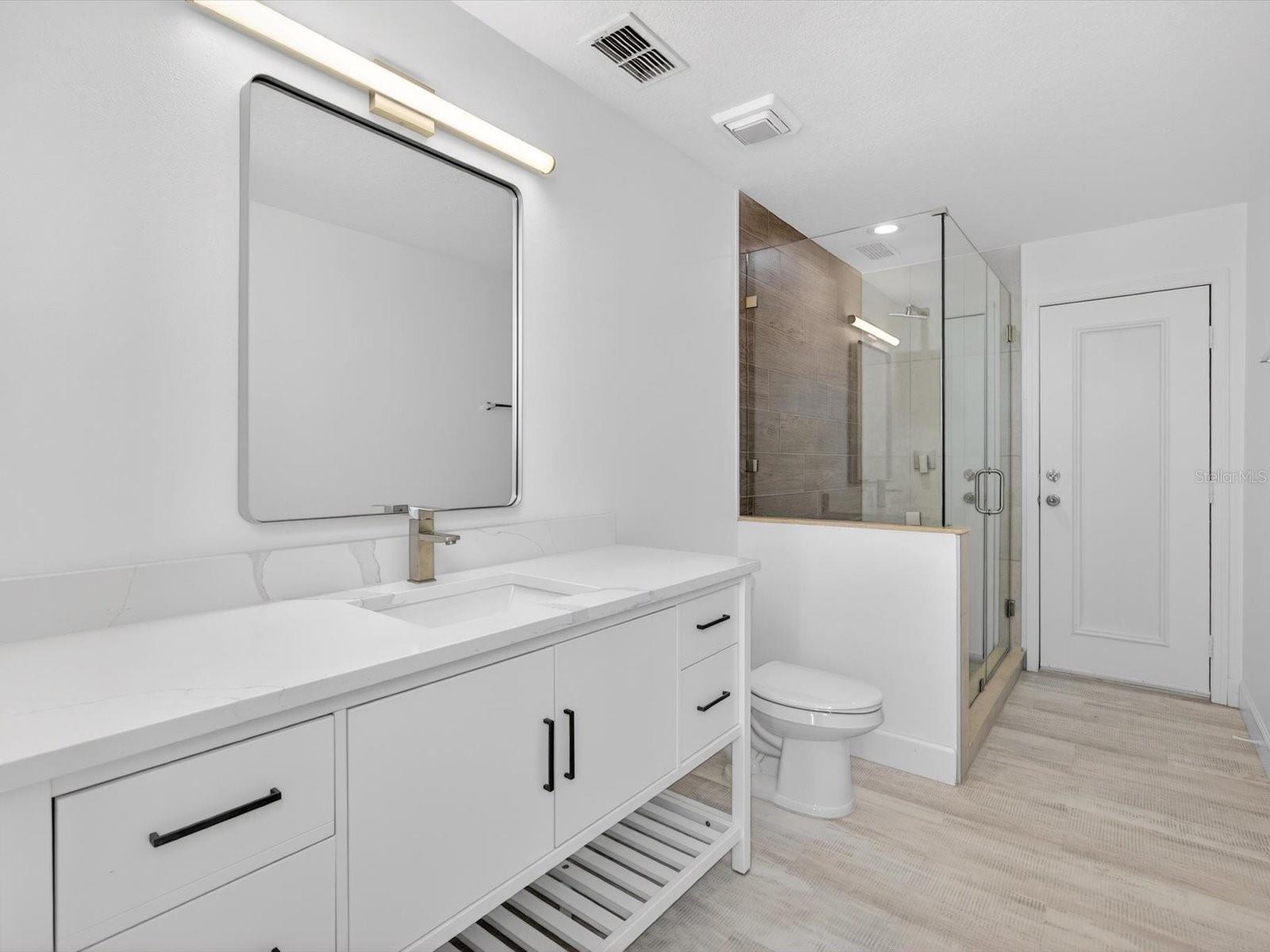 FOREST/RIDGEWOOD - Residential