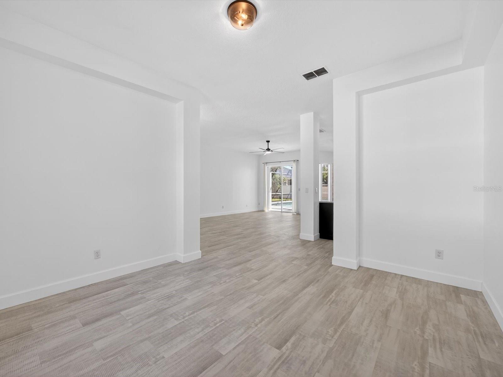 FOREST/RIDGEWOOD - Residential