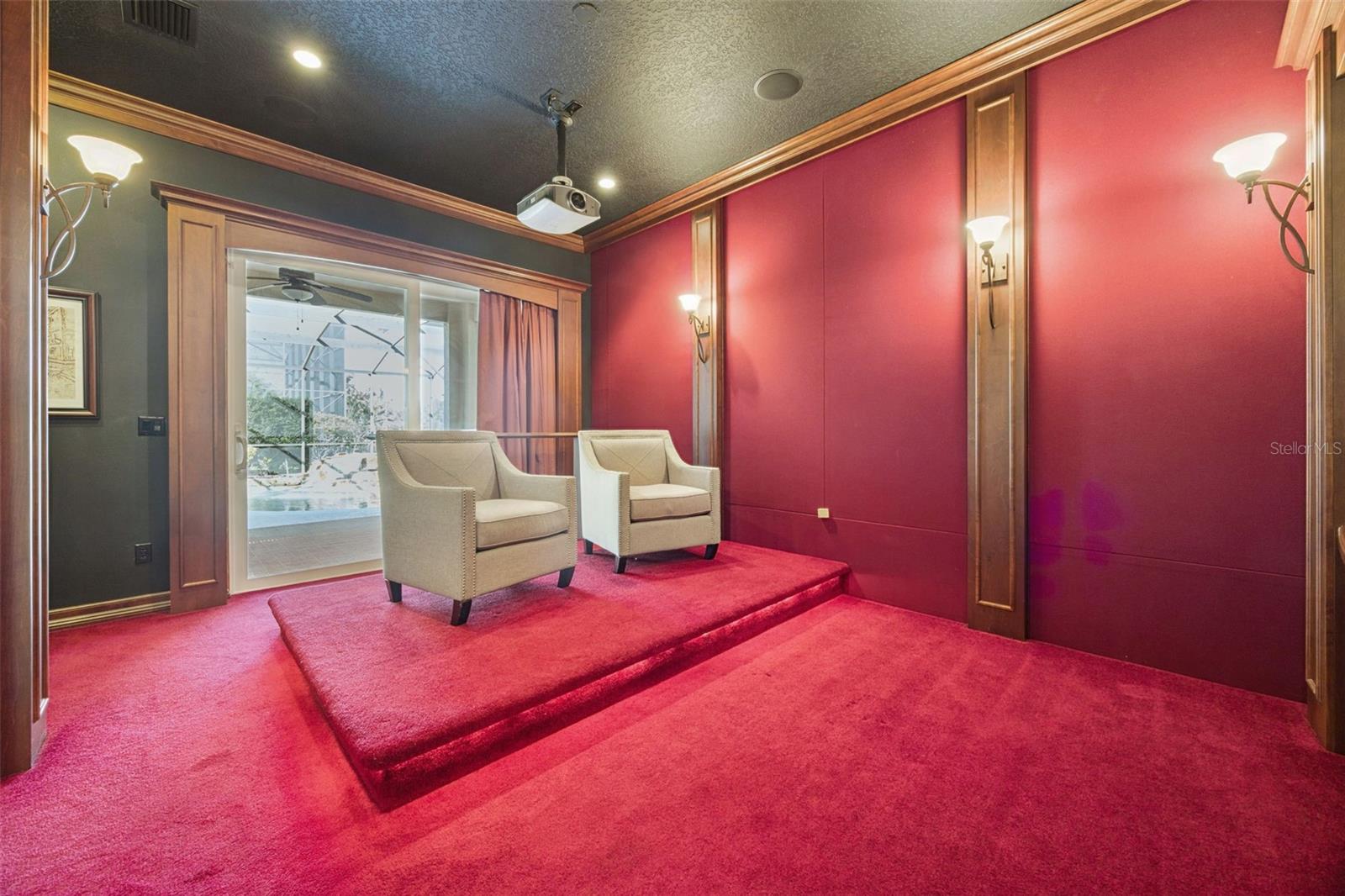 STONEYBROOK - Residential