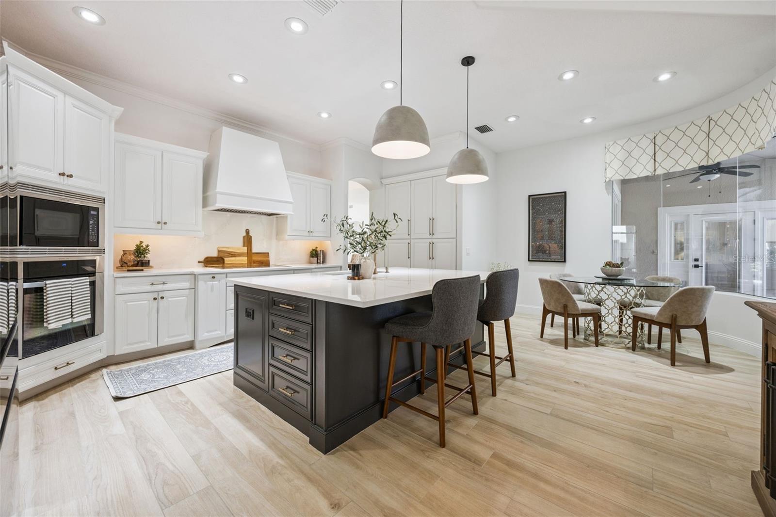 STONEYBROOK - Residential