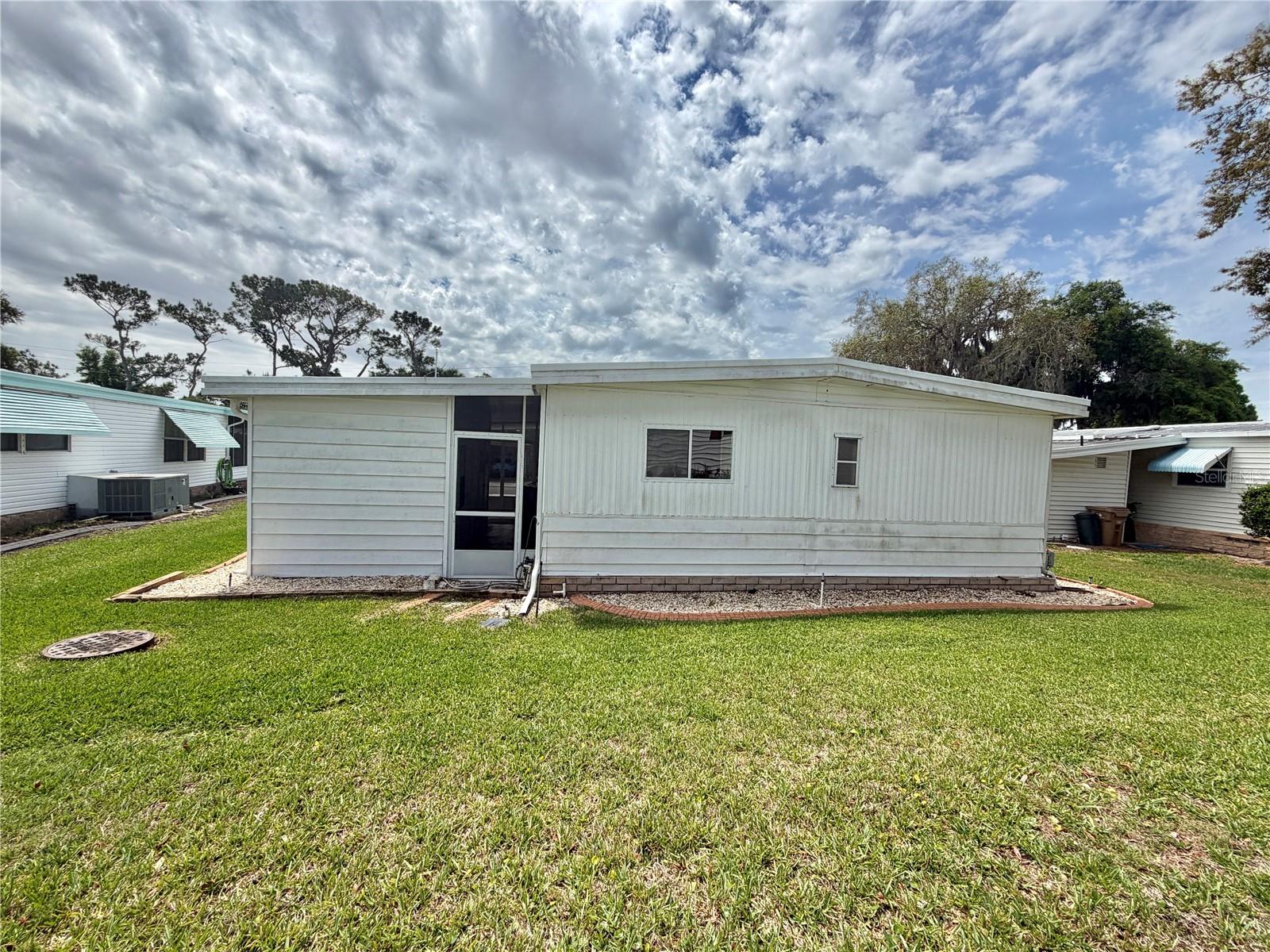 HAWTHORNE AT LEESBURG A COOP - Residential