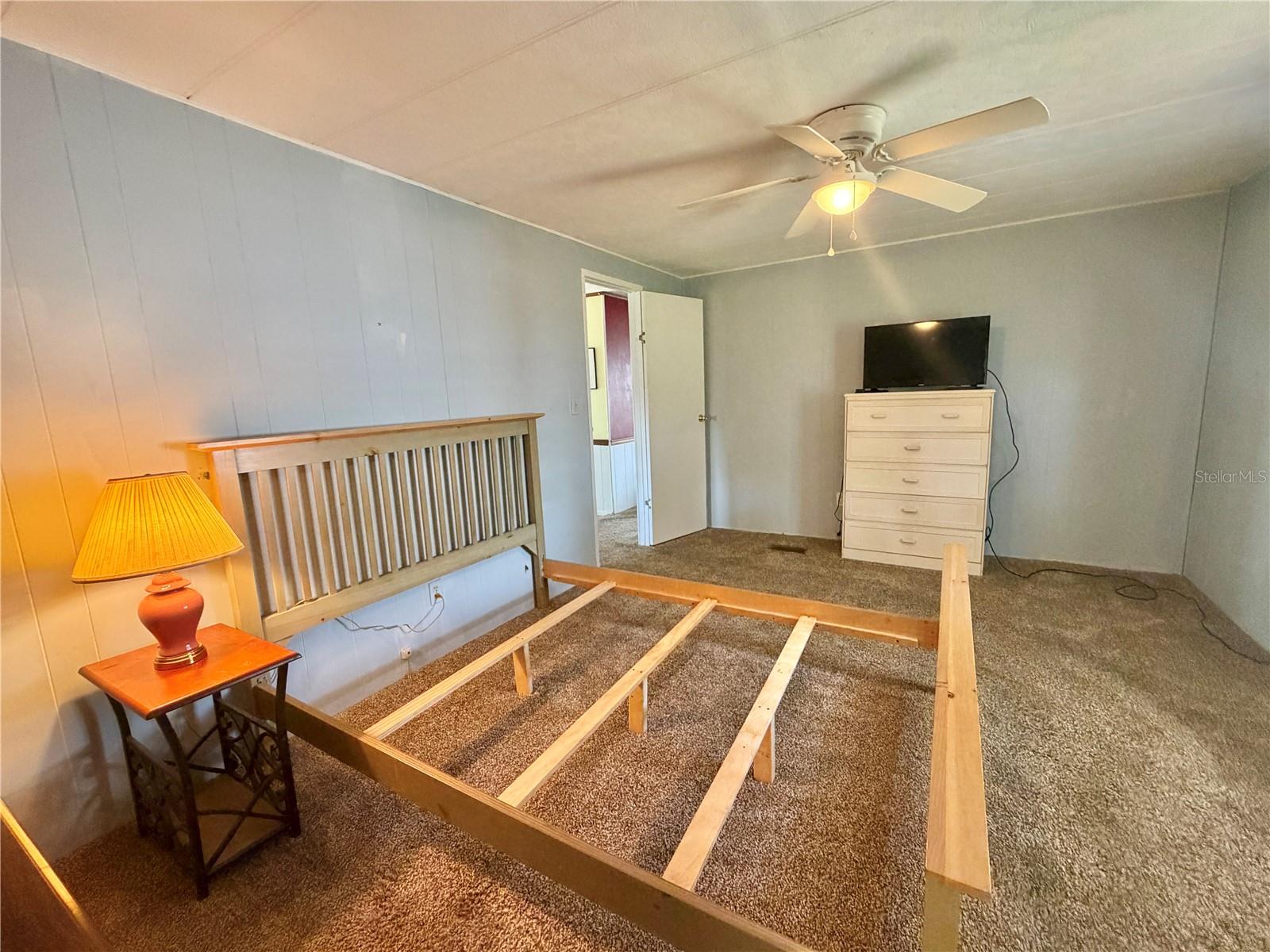 HAWTHORNE AT LEESBURG A COOP - Residential