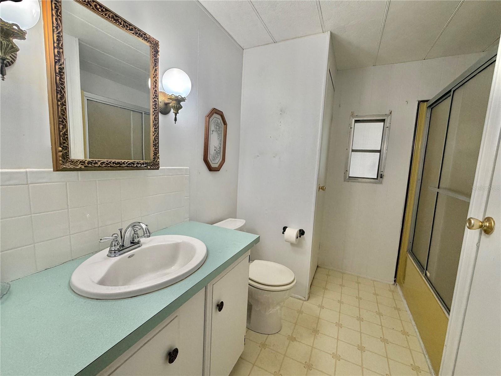 HAWTHORNE AT LEESBURG A COOP - Residential