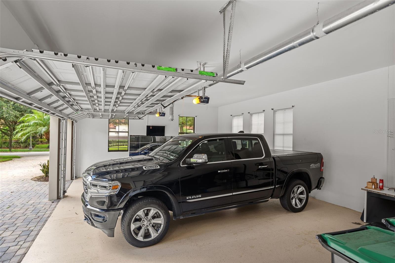 KEENES POINTE 46/104 - Residential Lease