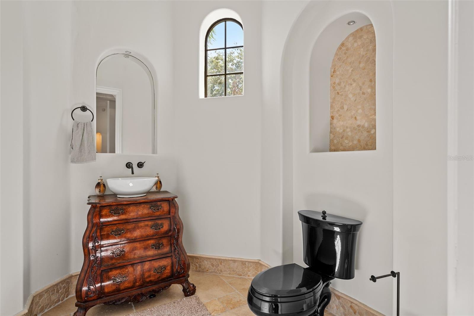 KEENES POINTE 46/104 - Residential Lease