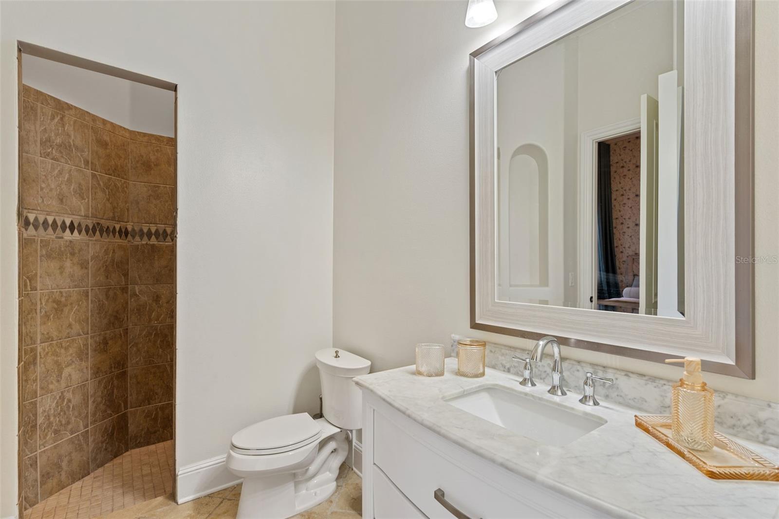 KEENES POINTE 46/104 - Residential Lease