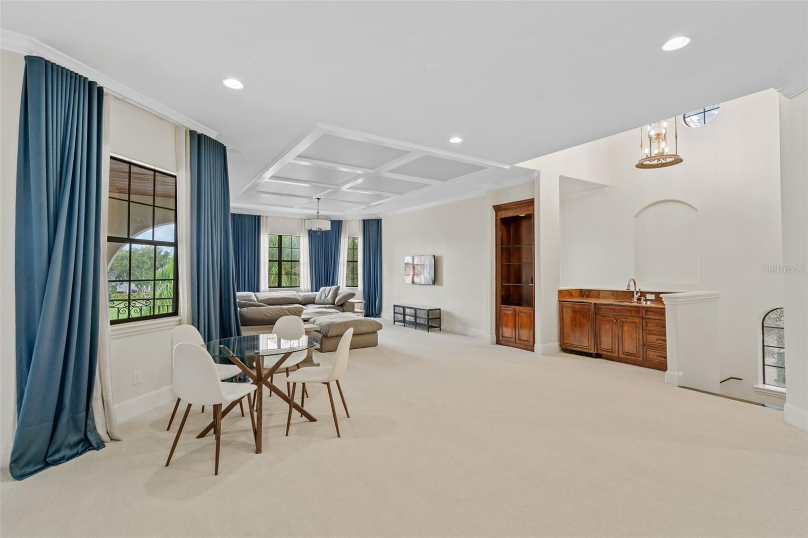 KEENES POINTE 46/104 - Residential Lease