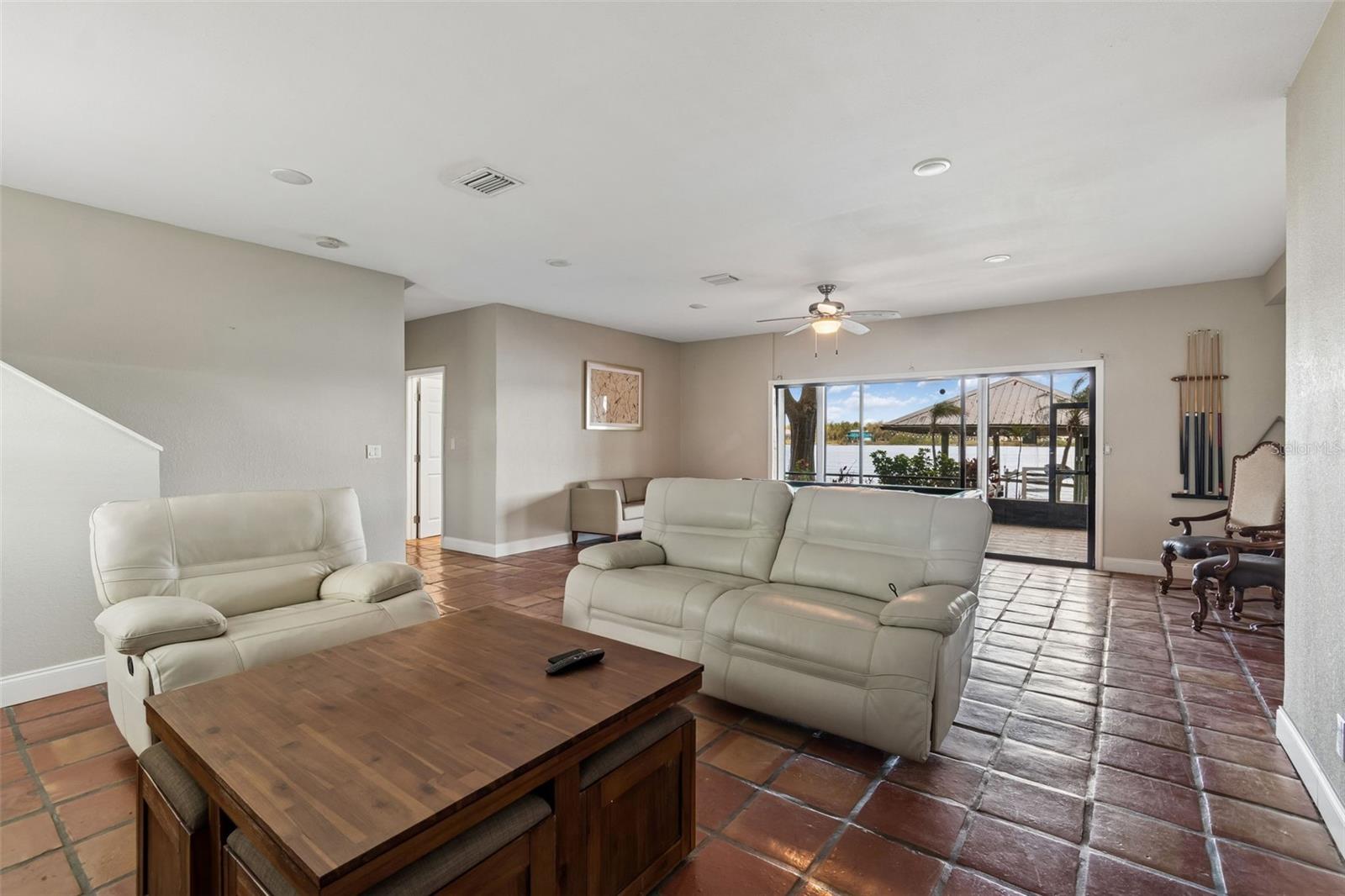 ARMSTRONGS RIVERSIDE ESTATES - Residential