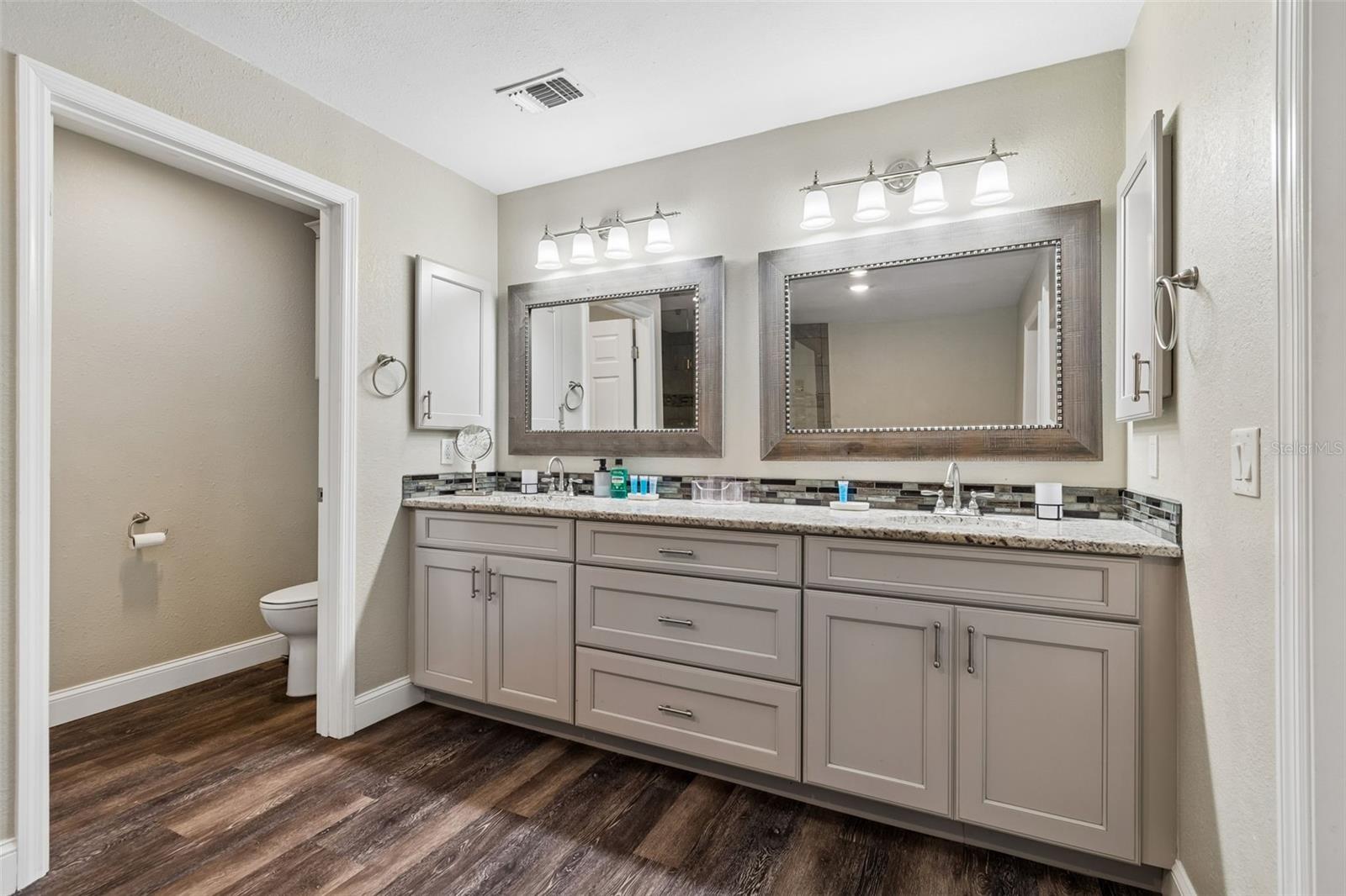 ARMSTRONGS RIVERSIDE ESTATES - Residential