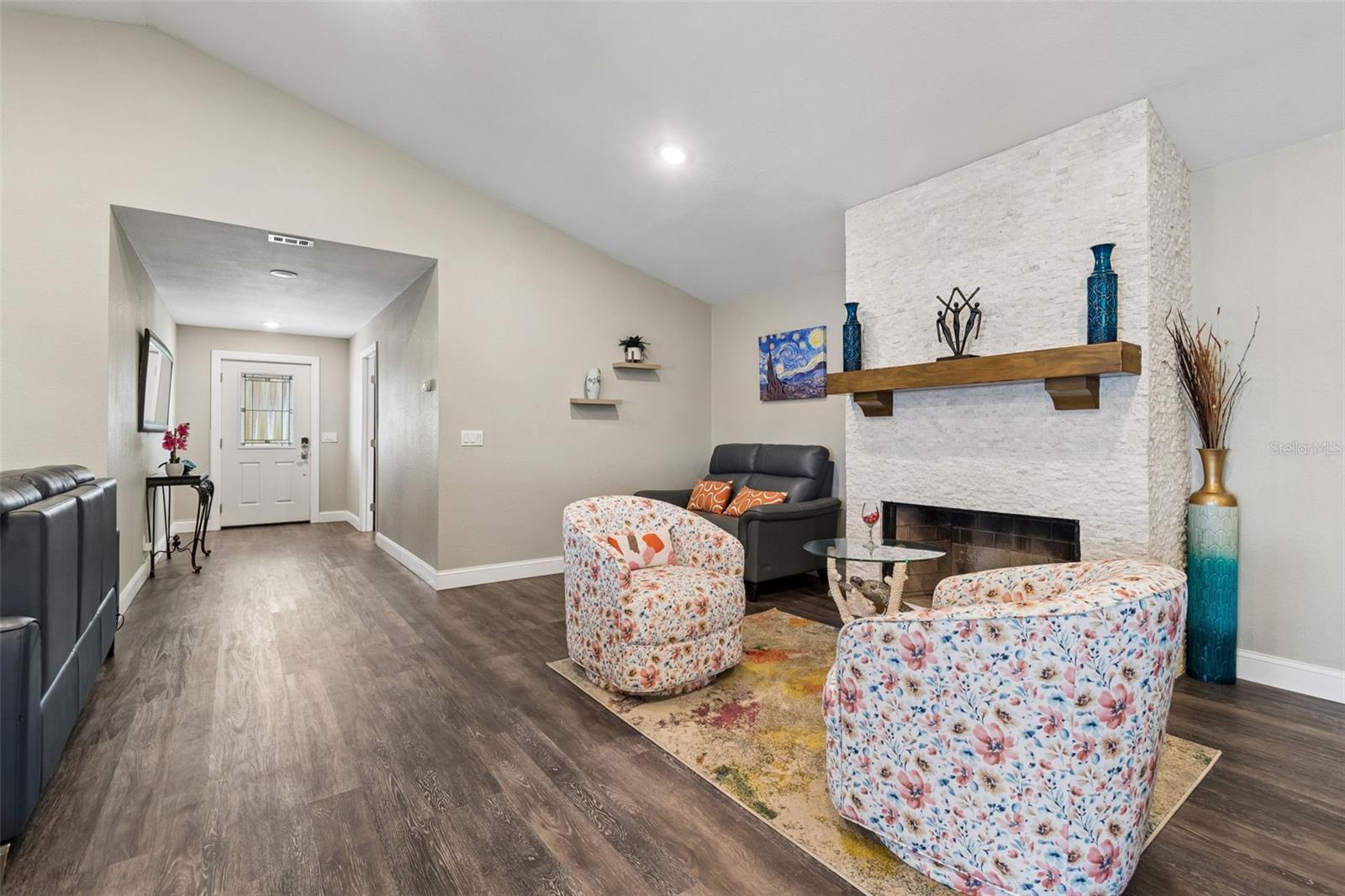 ARMSTRONGS RIVERSIDE ESTATES - Residential