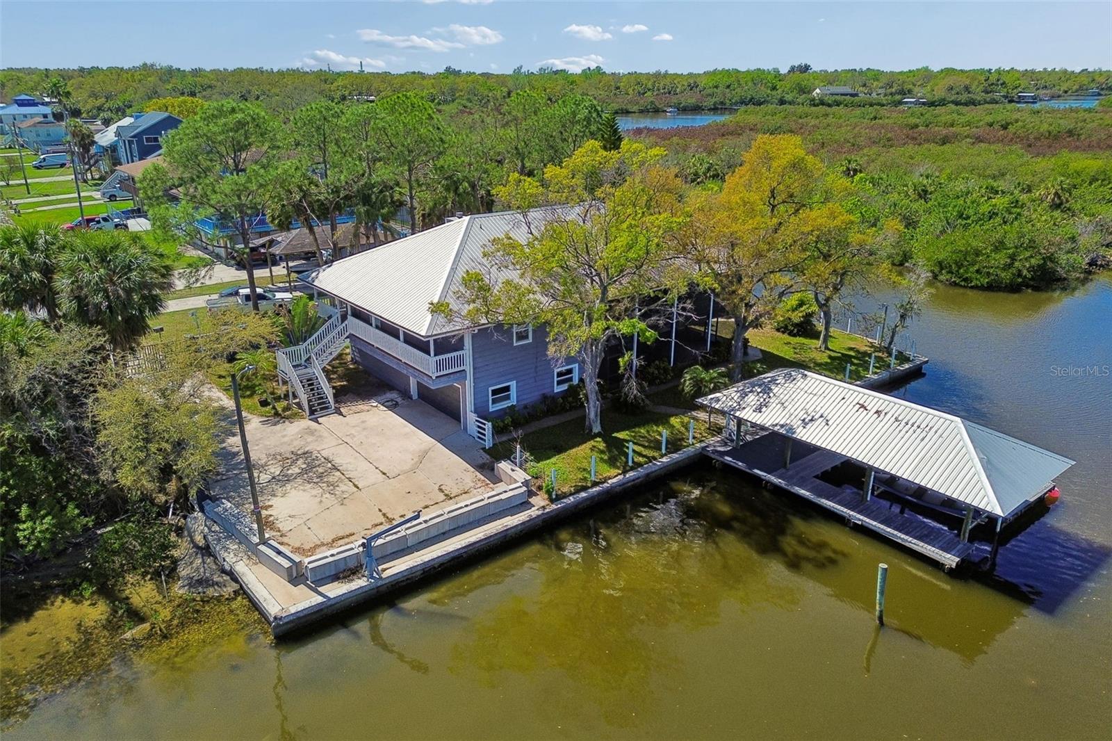 ARMSTRONGS RIVERSIDE ESTATES - Residential