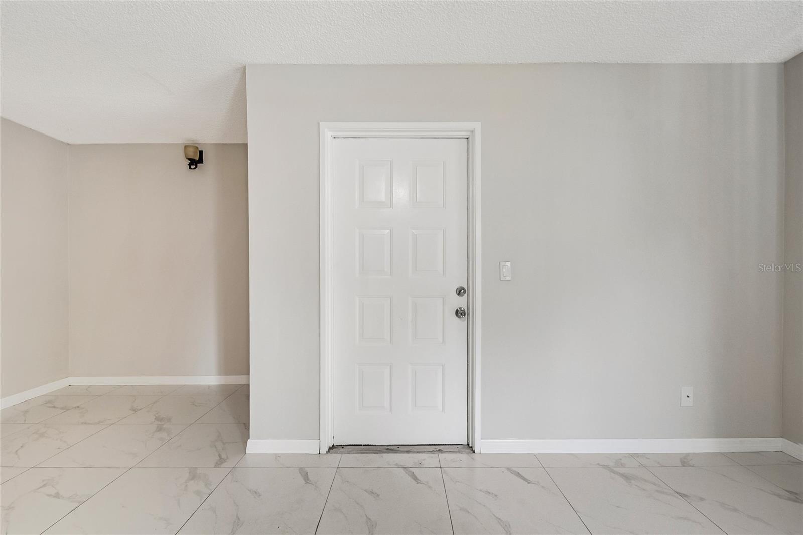 8201 SUN SPRING CIRCLE C2