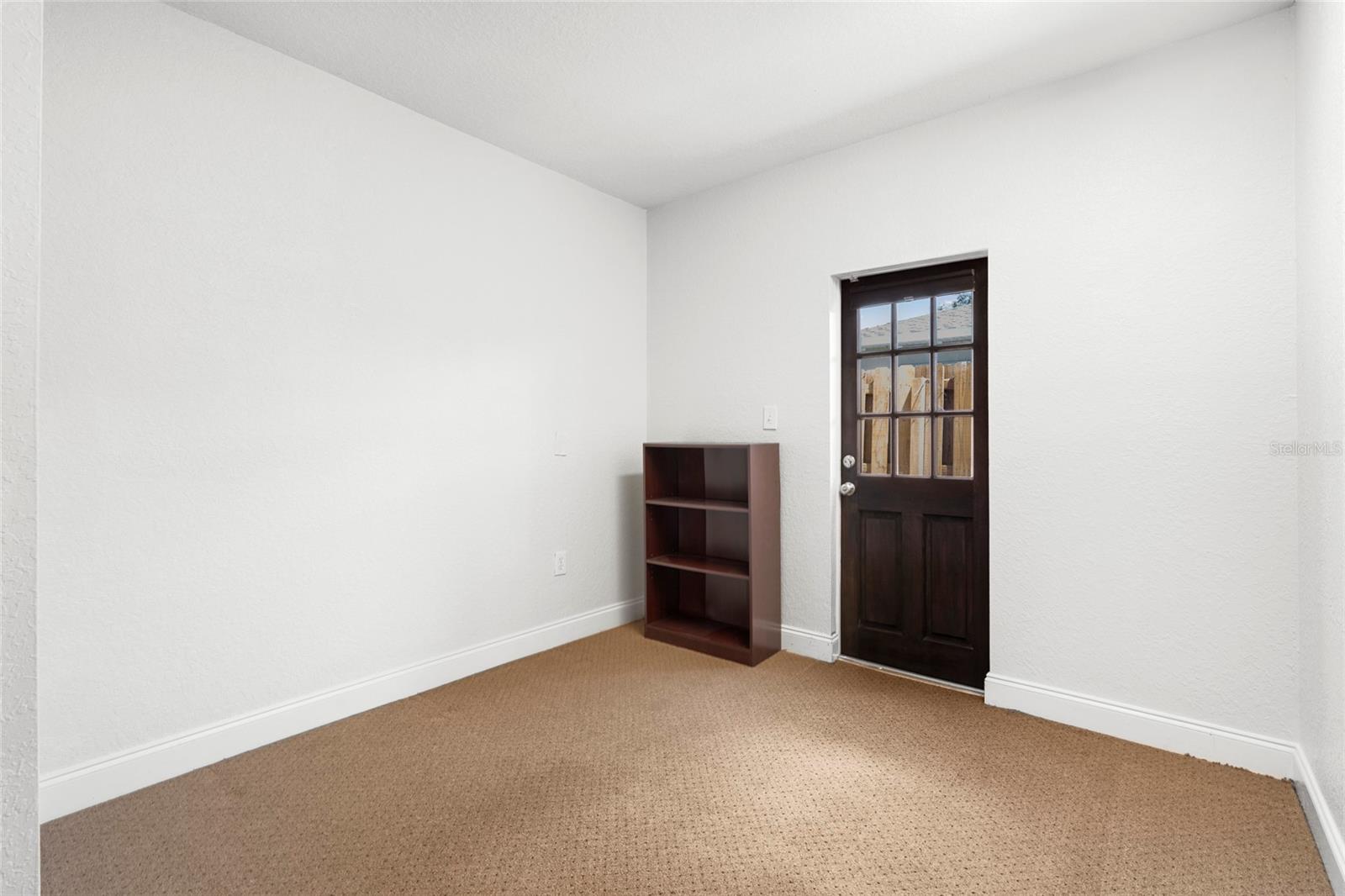 PINE GLADE - Commercial Sale