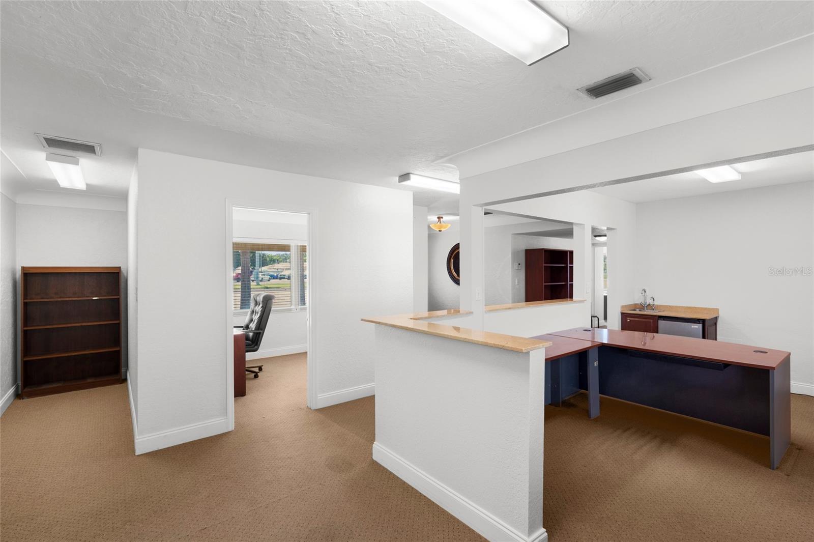 PINE GLADE - Commercial Sale