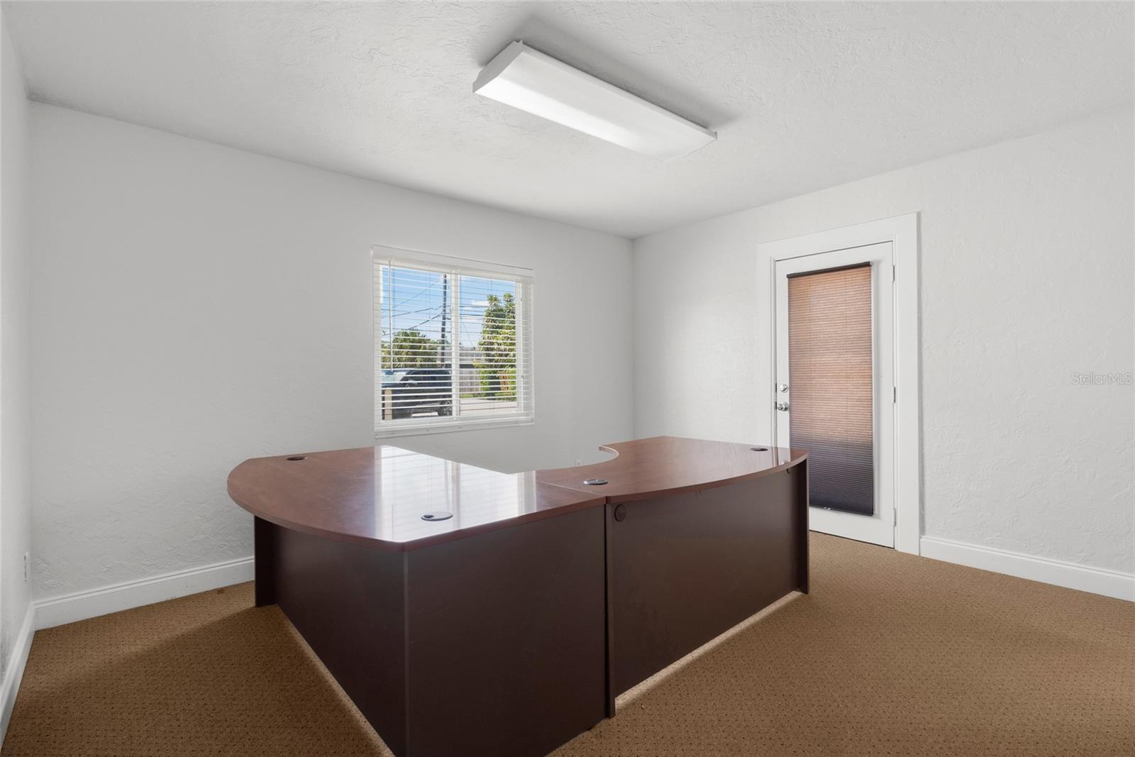 PINE GLADE - Commercial Sale