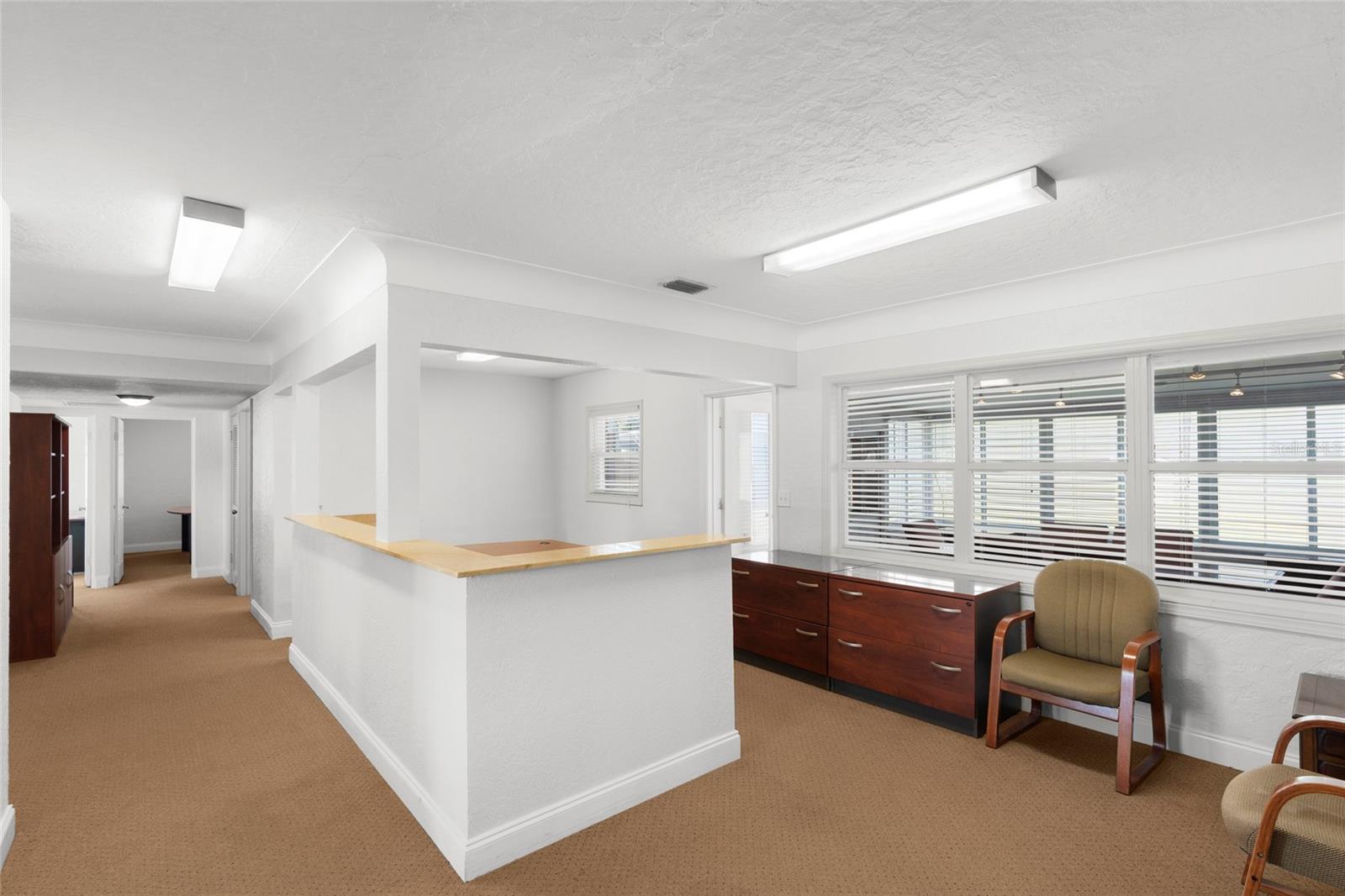 PINE GLADE - Commercial Sale