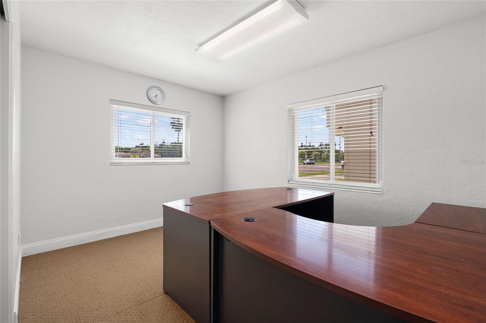 PINE GLADE - Commercial Sale