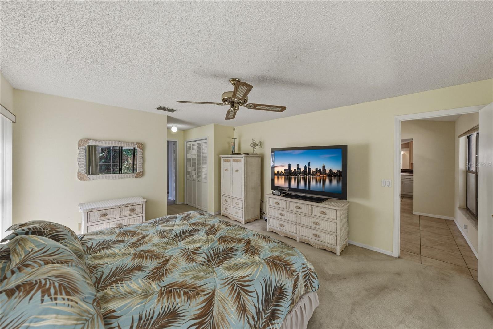 BLOOMINGDALE OAKS - Residential