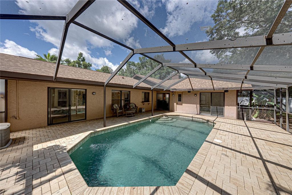 Photo of 1737 Shady Leaf Drive, Valrico, FL 33596 (MLS # TB8509645)