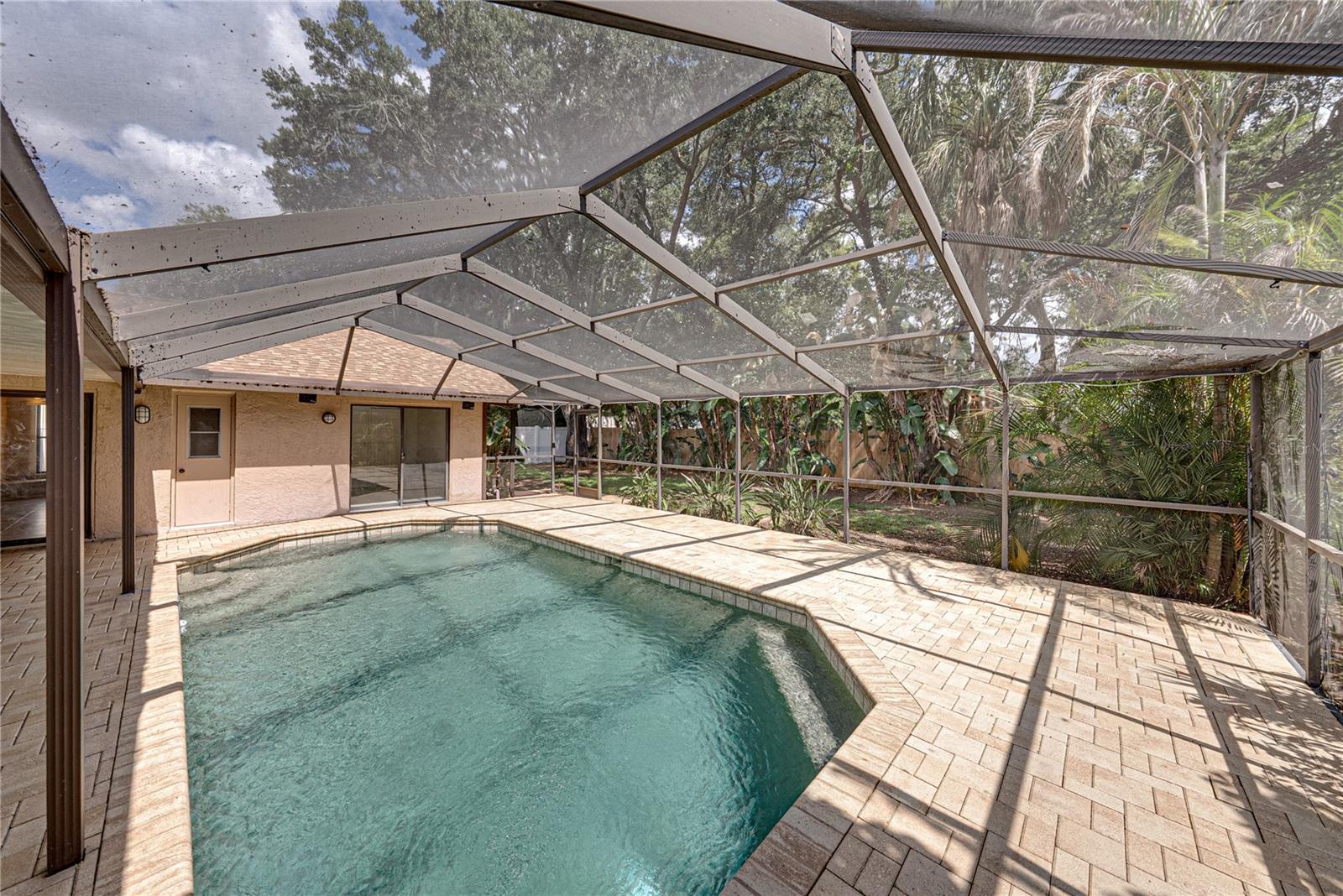 BLOOMINGDALE OAKS - Residential