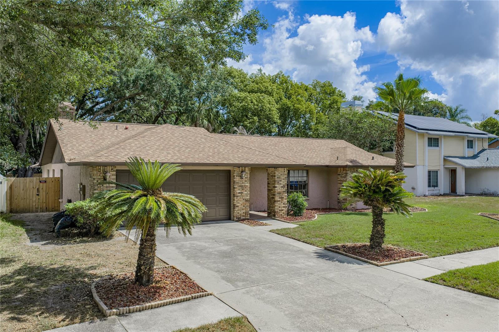 BLOOMINGDALE OAKS - Residential
