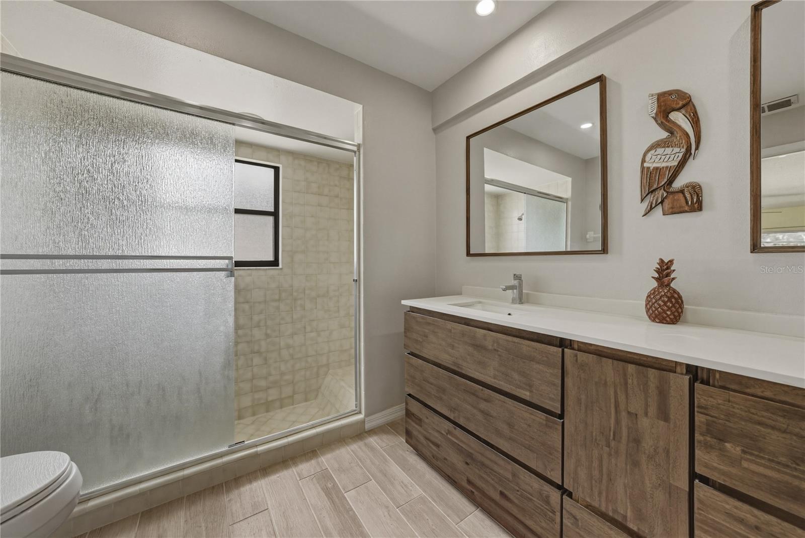 BLOOMINGDALE OAKS - Residential