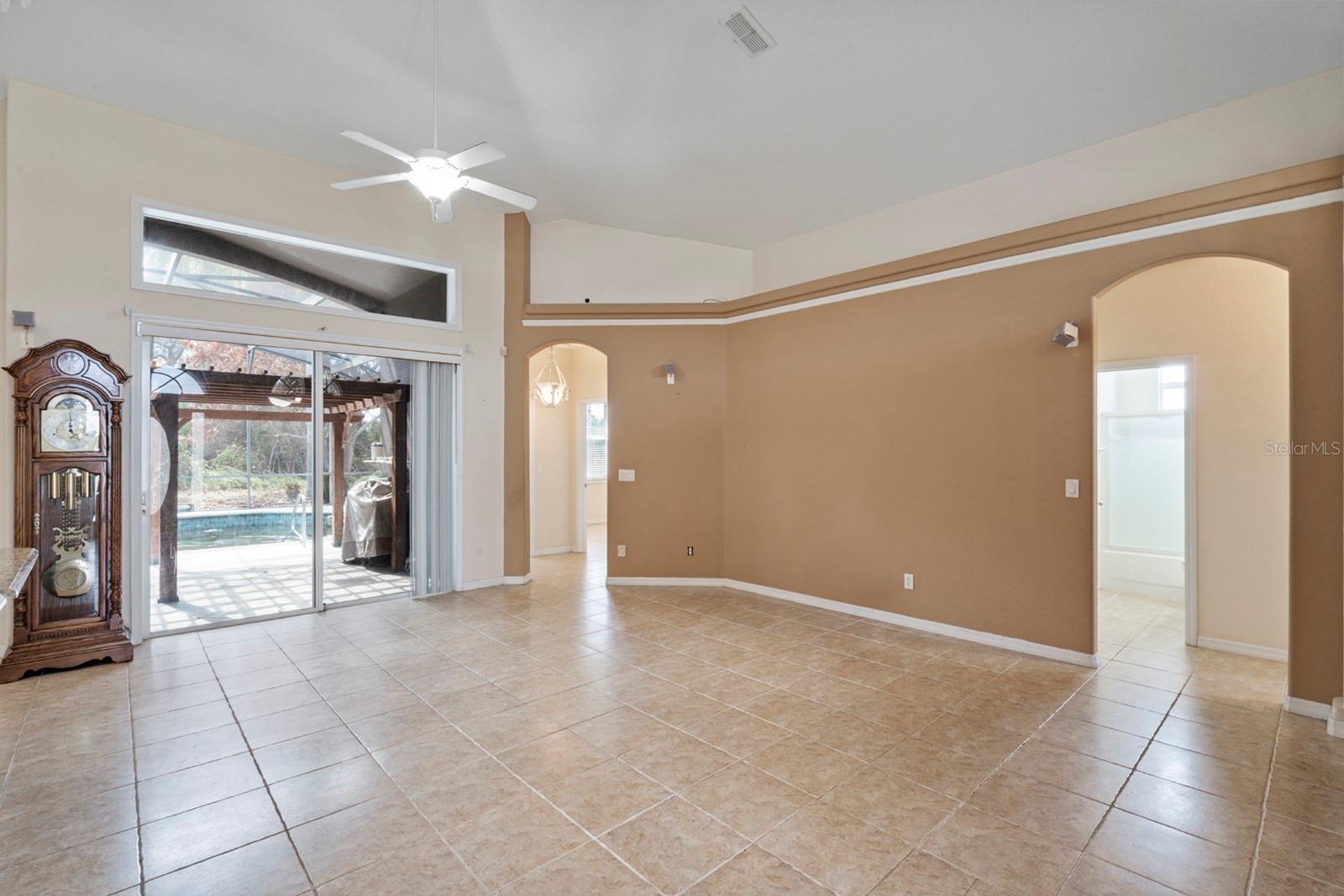 SAWGRASS UNIT 3B - Residential