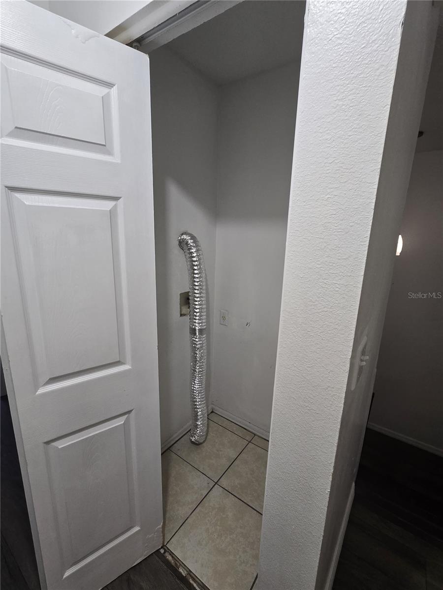 THE TWNHMS AT KENSINGTON PH - Residential Lease