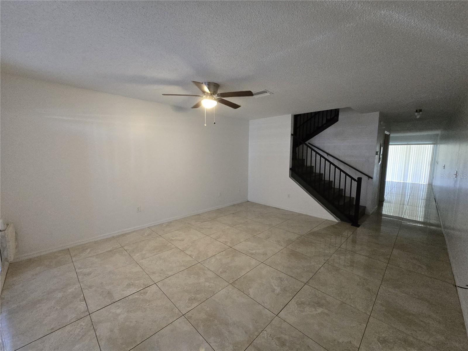 THE TWNHMS AT KENSINGTON PH - Residential Lease