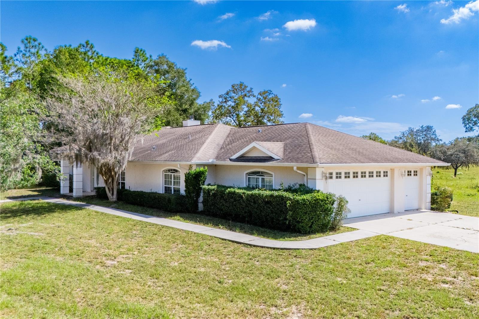 WILLISTON HYLNDS GOLF & C CLUB ESTATE - Residential