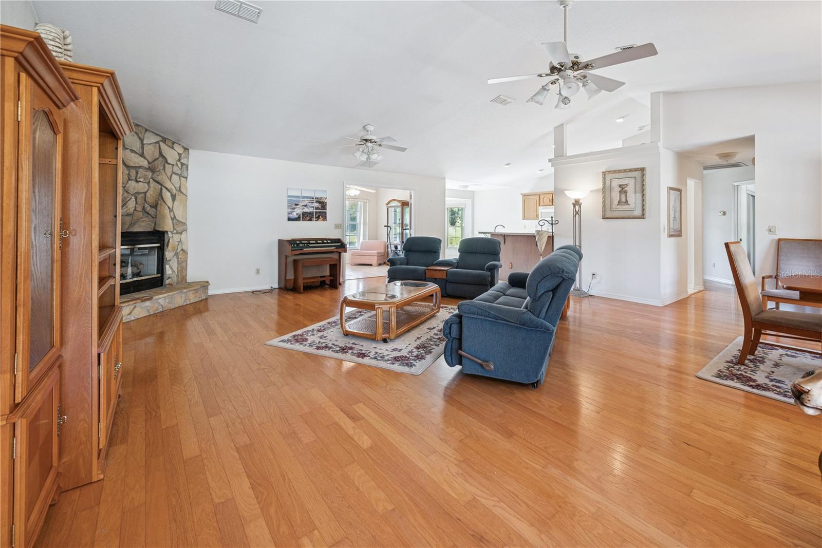 WILLISTON HYLNDS GOLF & C CLUB ESTATE - Residential