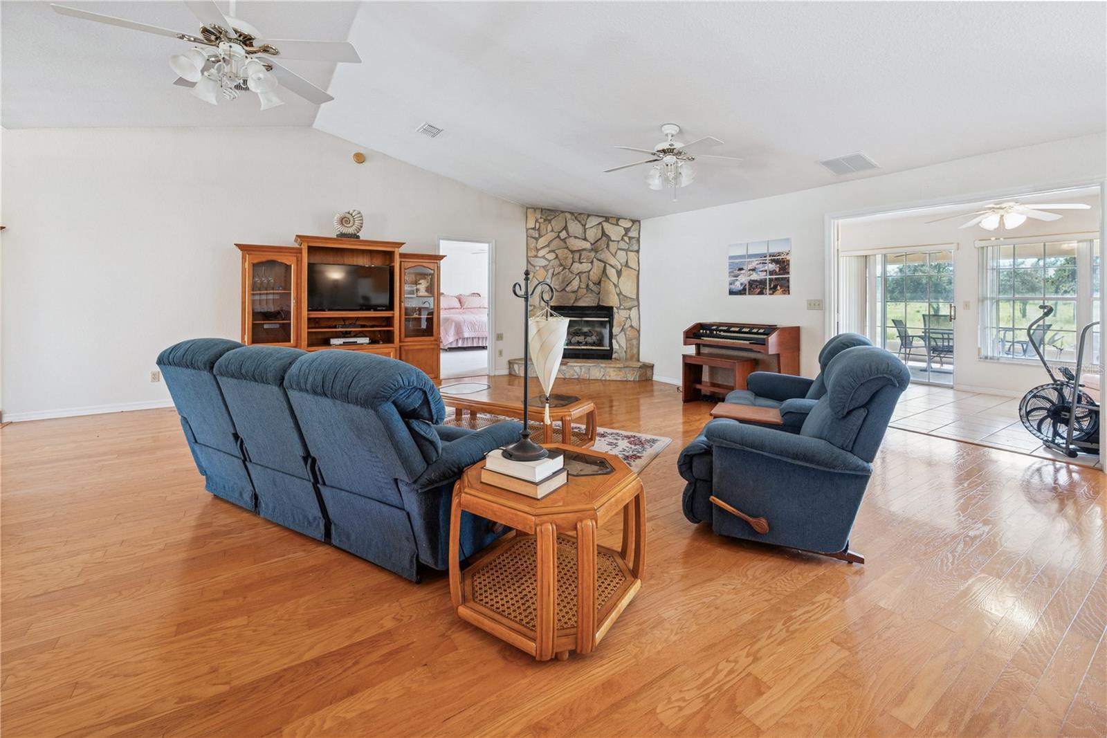 WILLISTON HYLNDS GOLF & C CLUB ESTATE - Residential